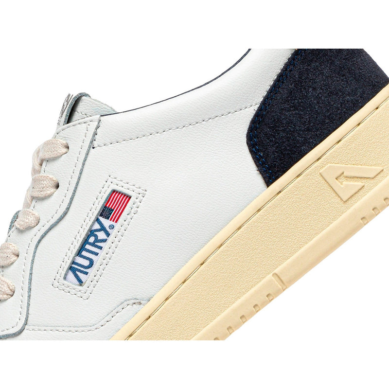 Autry Medalist Leather Low White Bottle Green - Noir/Blanc