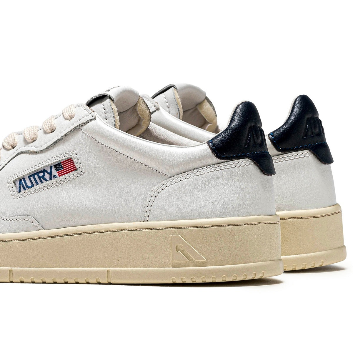 Autry Medalist Leather Low White Dark Blue - Blanc
