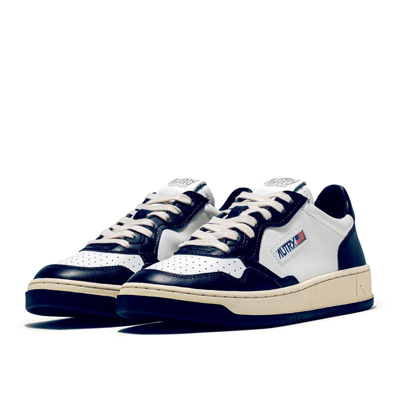 Autry Medalist Leather Low White Blue