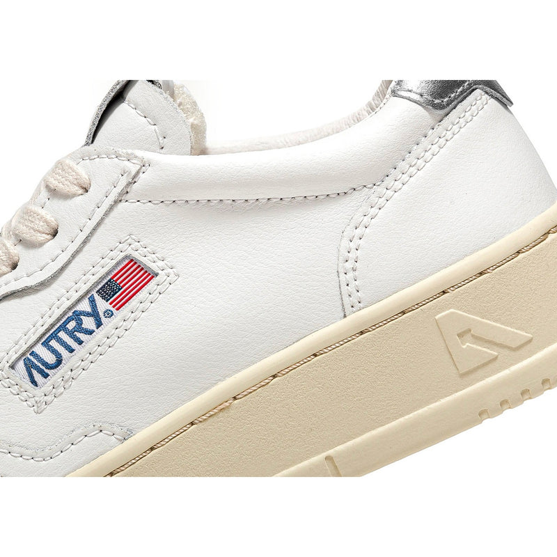 Autry - Medalist Leather Low White Silver (W)