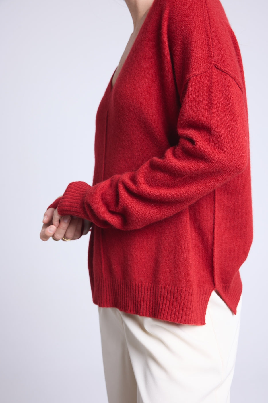 Oversize V-Neck Jumper Visible Seams Aura - Bordeaux Red - Women