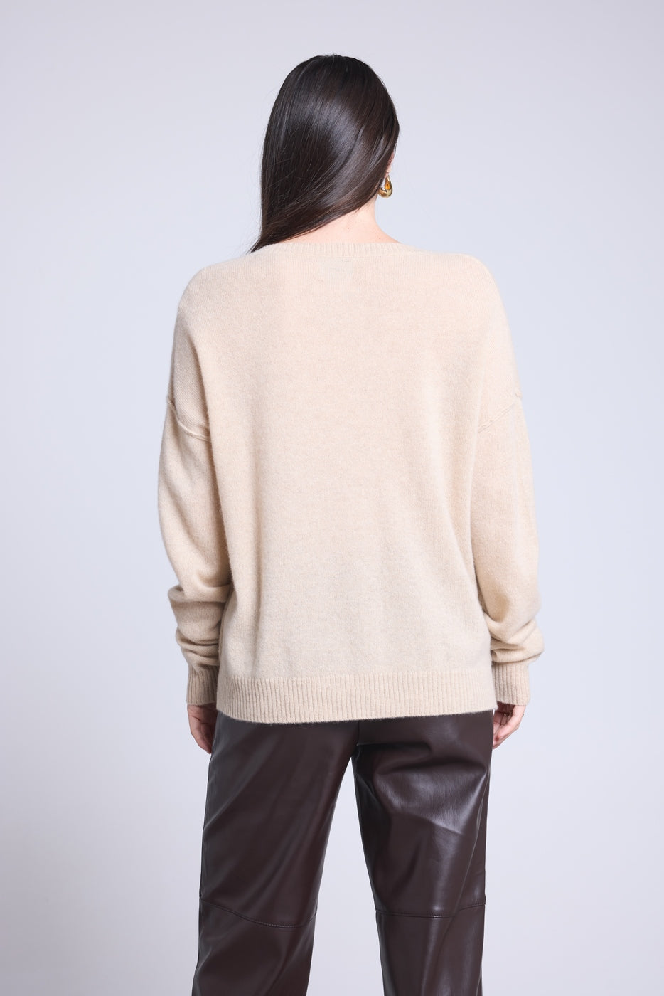 Aura Oversize V-Neck Jumper with Visible Seams - Cream Beige - Women