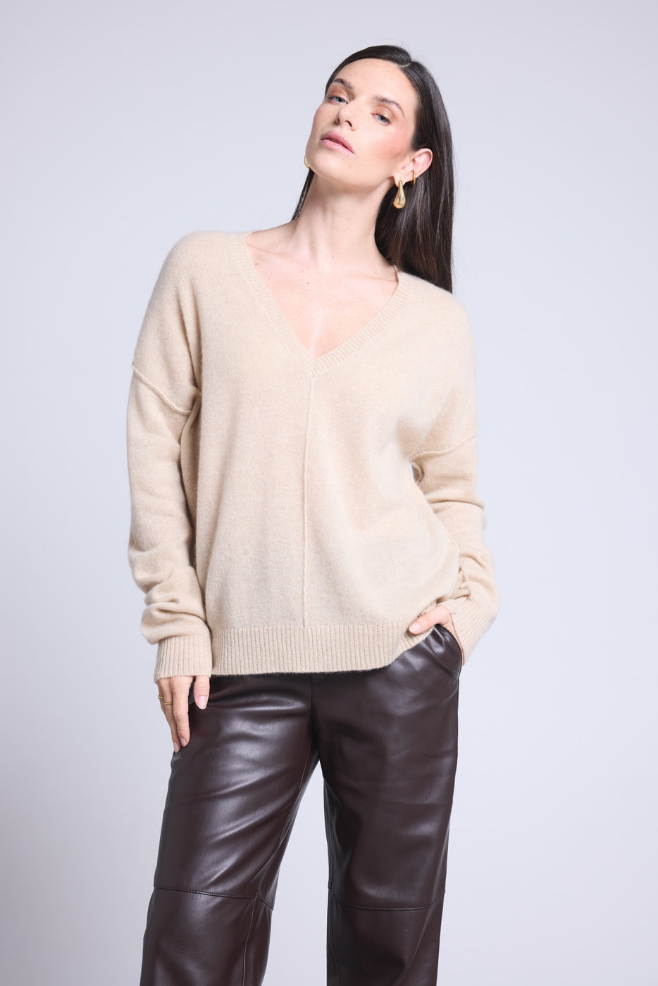 Aura Oversize V-Neck Jumper with Visible Seams - Cream Beige - Women