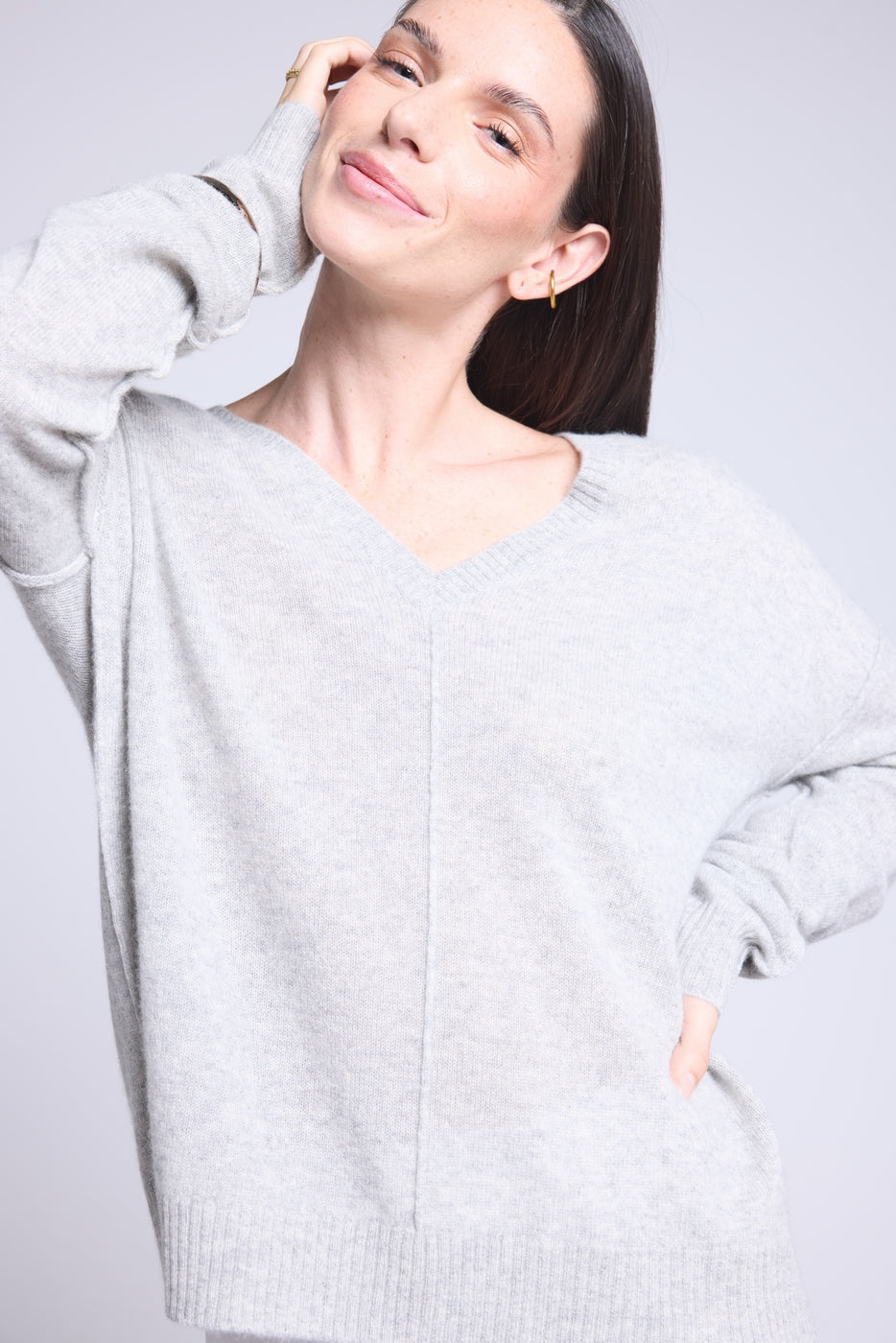 Pull Col V Oversize Coutures Aura - Gris Clair - Femme - 100% Cachemire