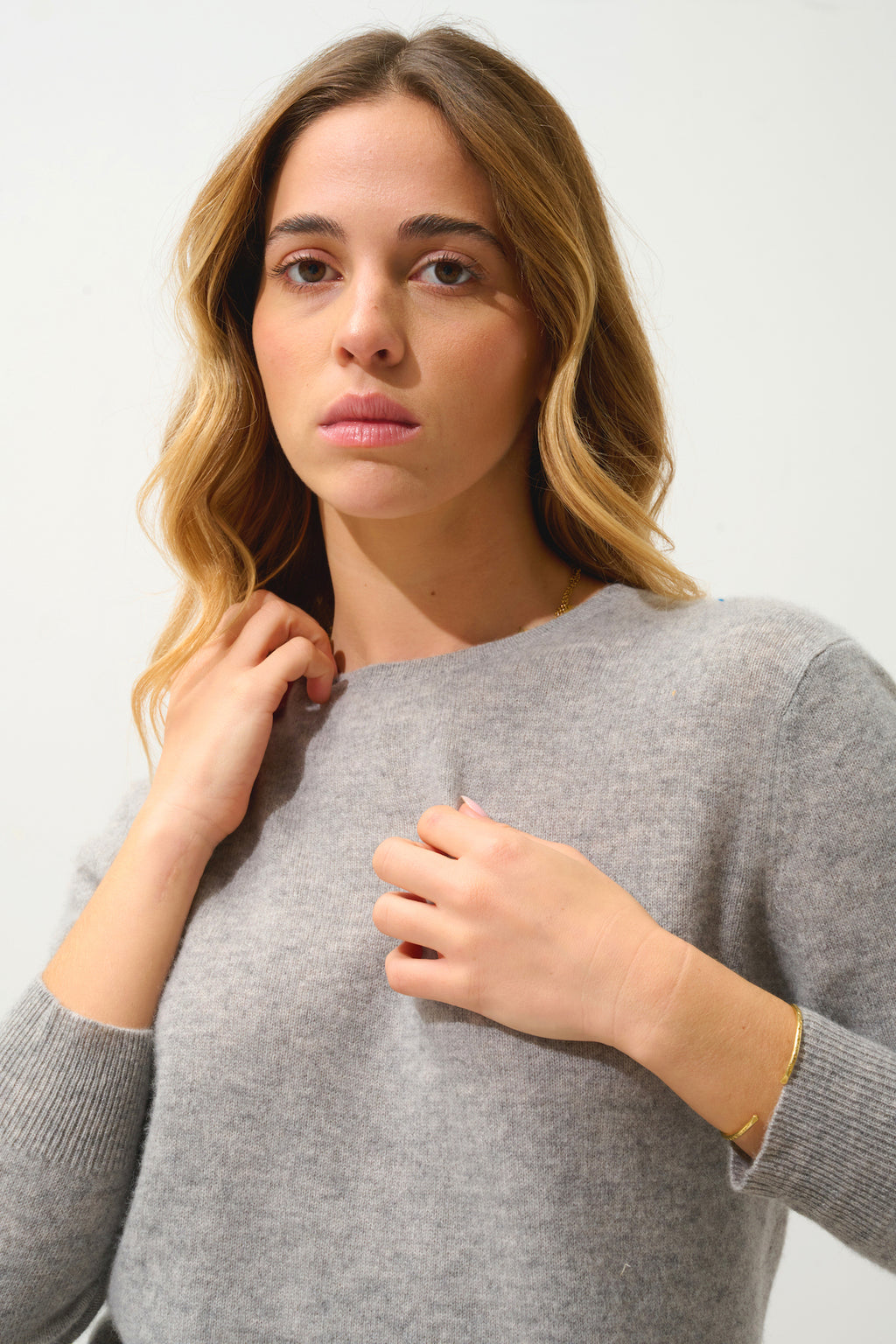 Button-Back Crew-Neck Jumper - Estaris - Cloud Marl