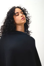 Poncho - Carra - Black