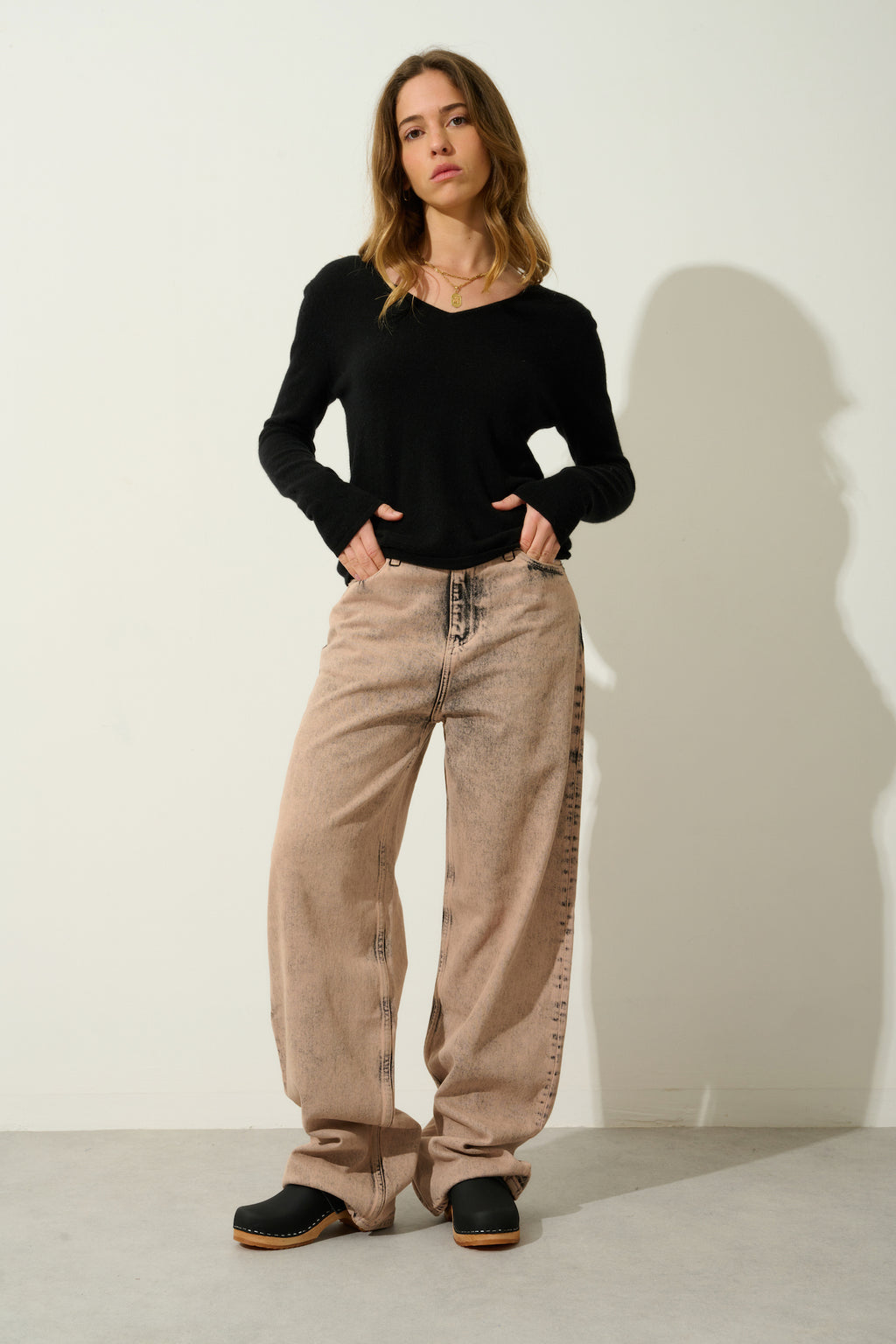 V-Neck Jumper - Galise - Black