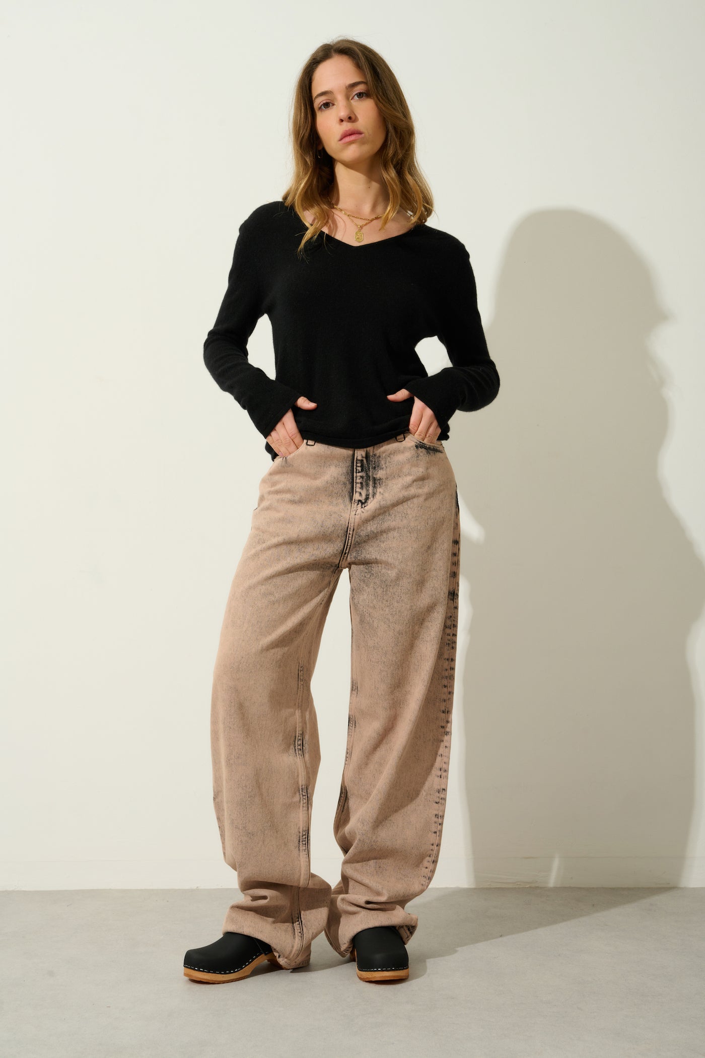 V-Neck Jumper - Galise - Black
