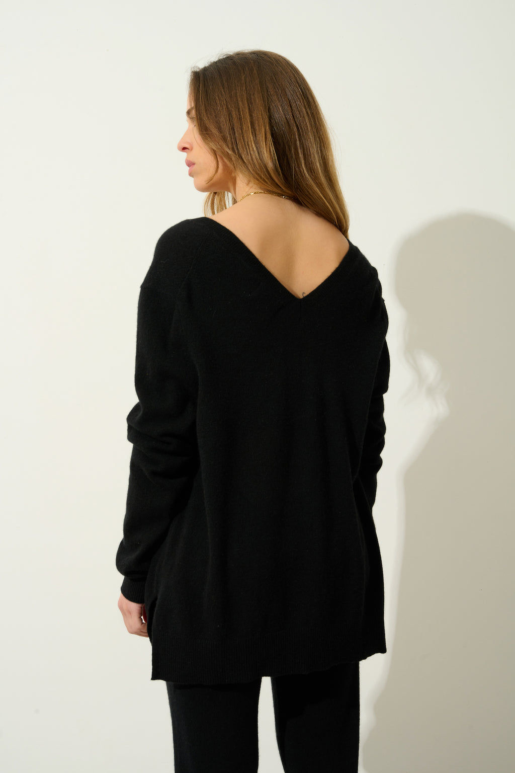 Pull Col V Devant Et Dos - Giegn - Noir