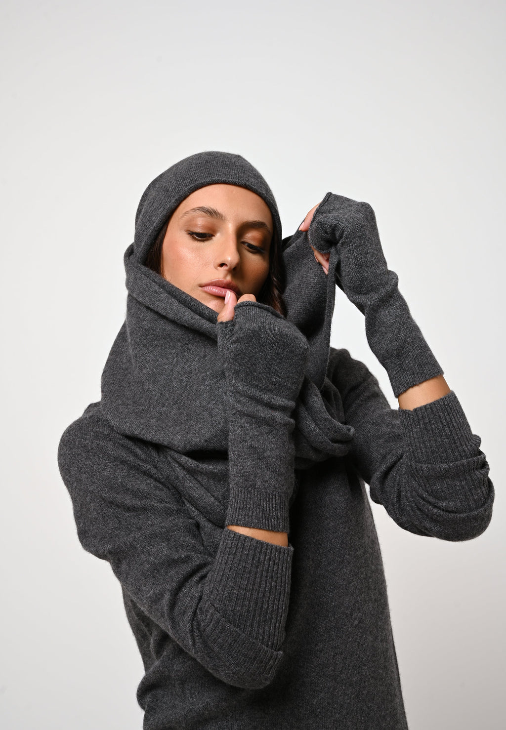 Serre Mittens - Anthracite Marl - 100% 2-Ply Cashmere - Unisex