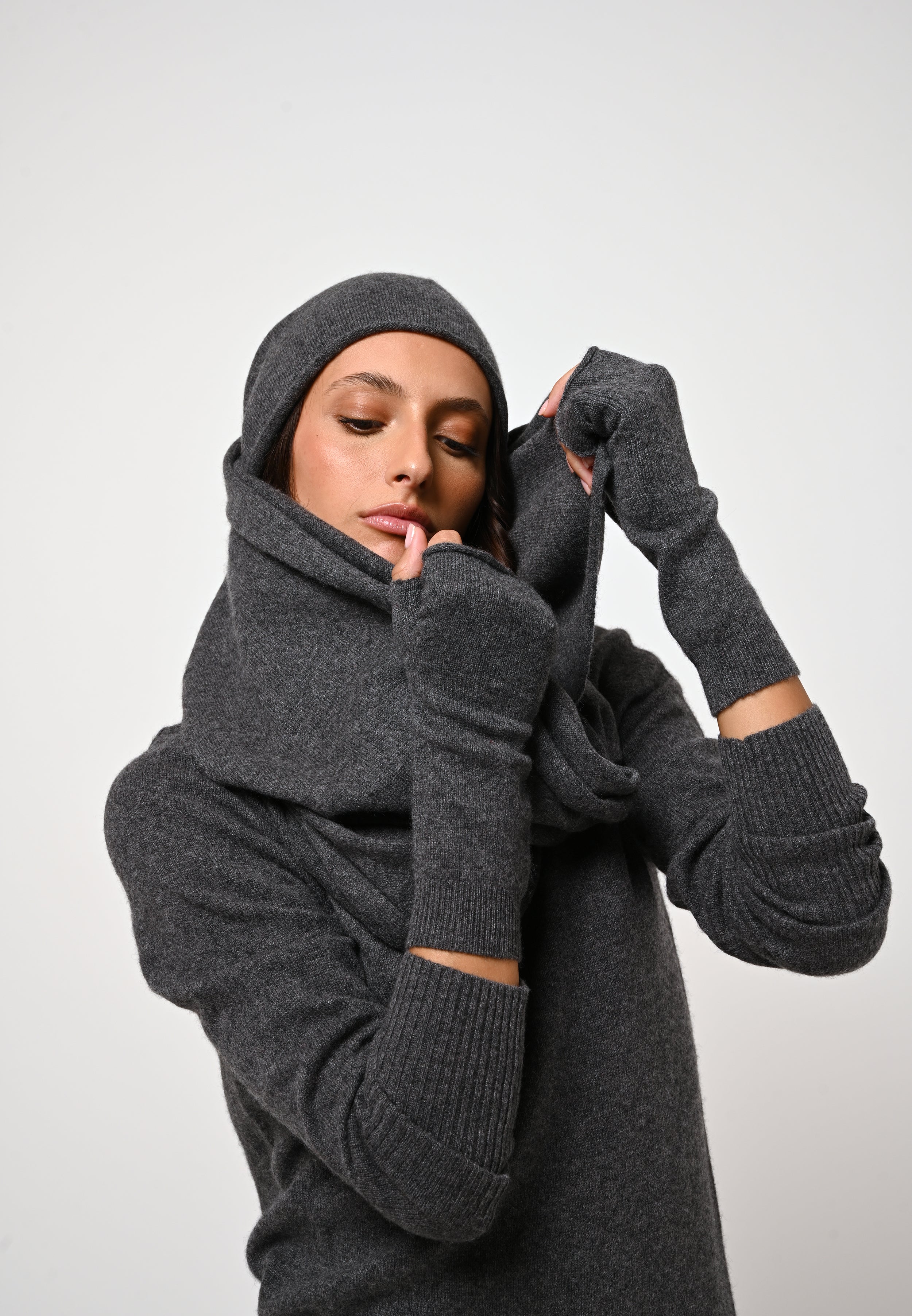 Scarf - Vaymont - Heathered Anthracite