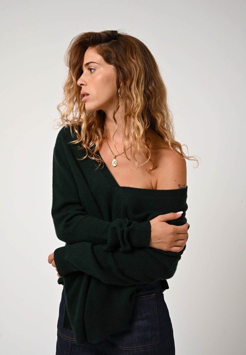 Jersey Cuello en V Delante y Detrás - Giegn - Ciprés