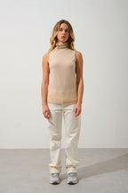 Jersey de cuello alto sin mangas - Capucha - Beige