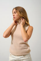 Jersey de cuello alto sin mangas - Capucha - Beige