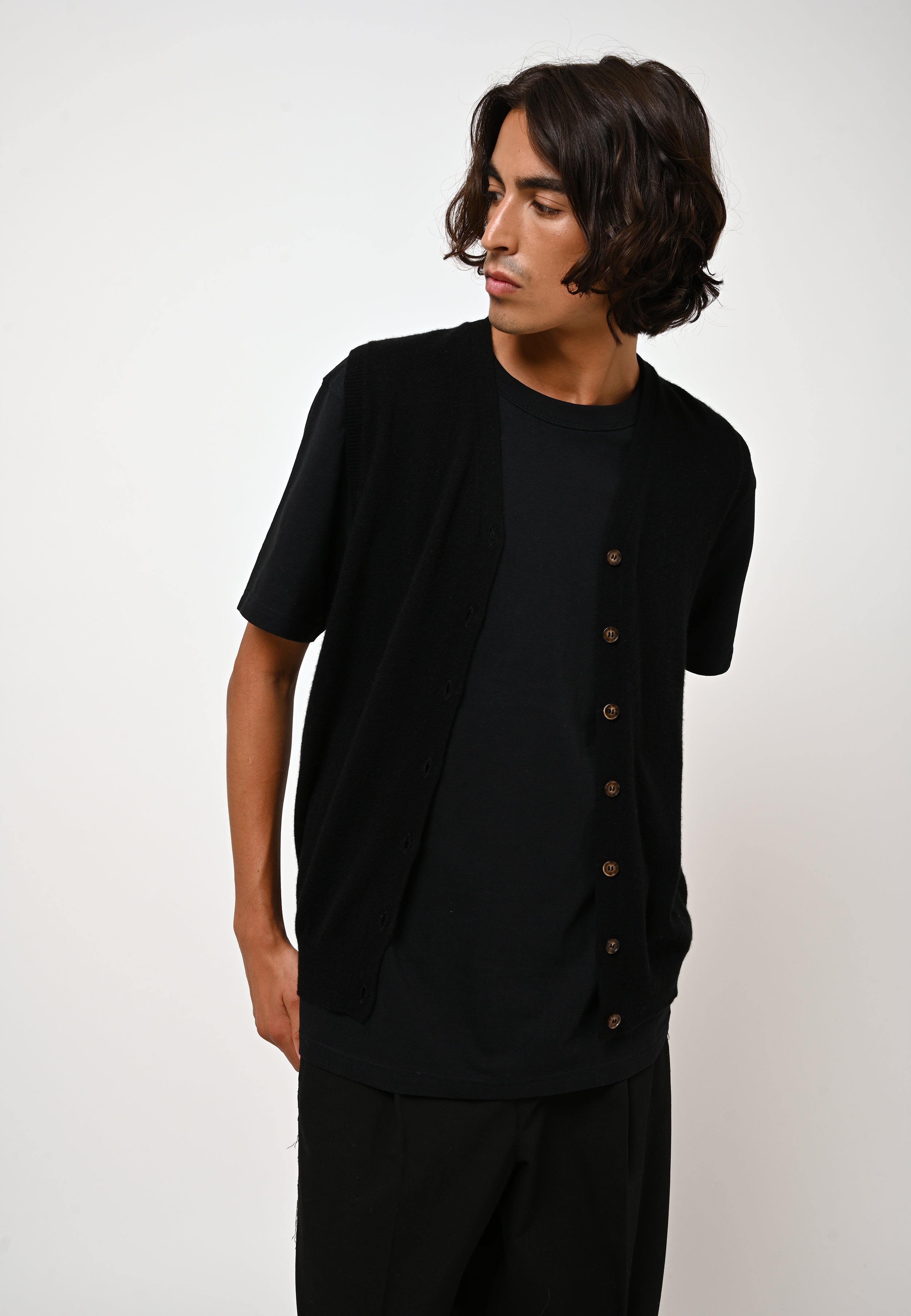 Sleeveless V-Neck Cardigan - Hugo - Black