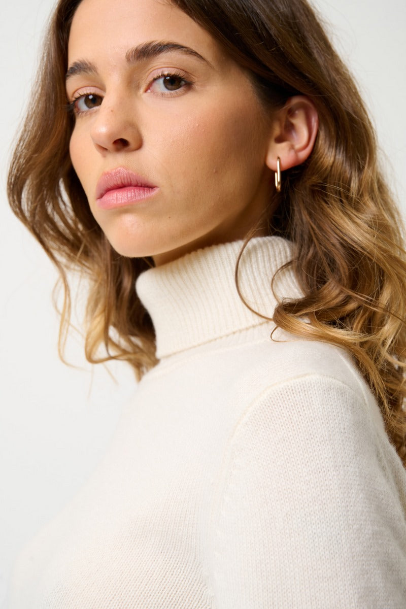 Jersey Cuello Alto 4 Hilos - Linda - Nieve