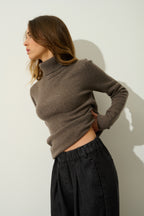 4-Ply Roll-Neck Jumper - Linda - Brown
