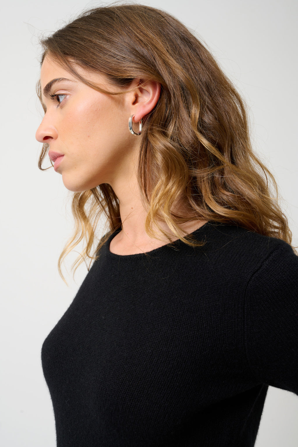 Round-Neck 4-Ply Jumper - Ivy - Black