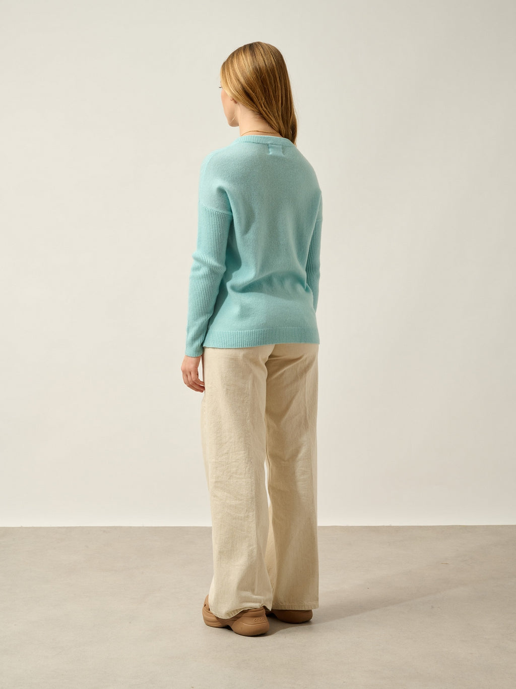 Daria Crew Neck Sweater - 100% Cashmere, 2-Ply - Aqua - Women's