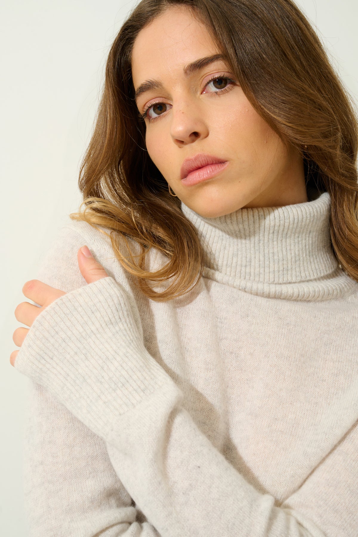 Roll Neck Jumper - 100% 2-Ply Cashmere - Pearl Grey Marl