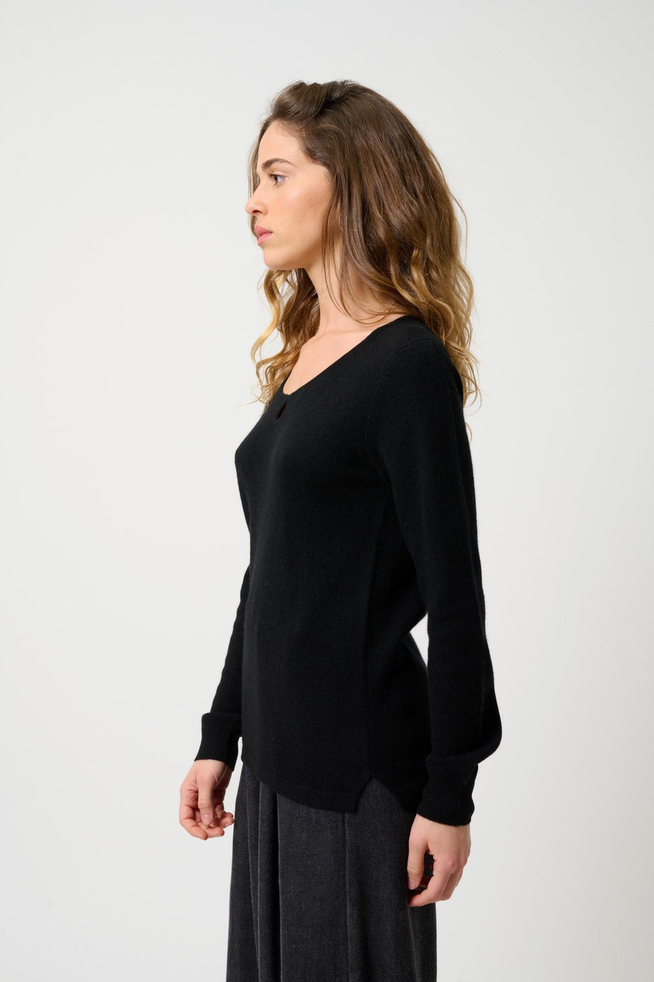 Jersey Cuello Barco Gota Delantera - Glyder - Negro