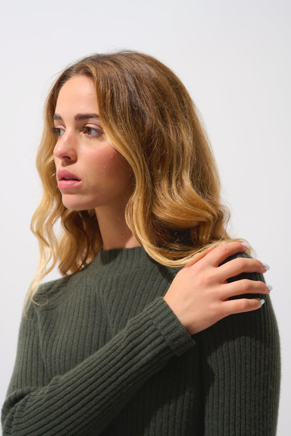 Pull Col Montant Boutons Poignets - Assia - Kaki