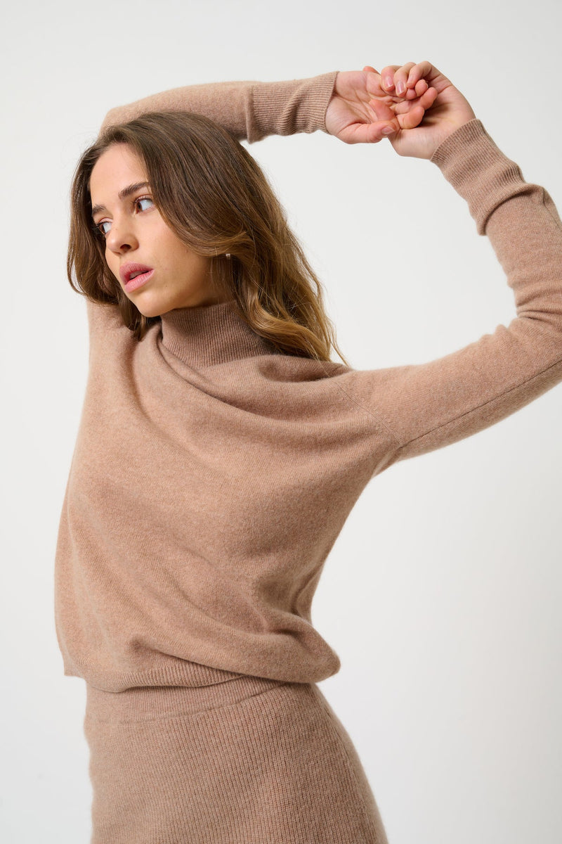 Eileen Turtleneck Sweater - Heather Camel - 100% 2-ply Cashmere - Women