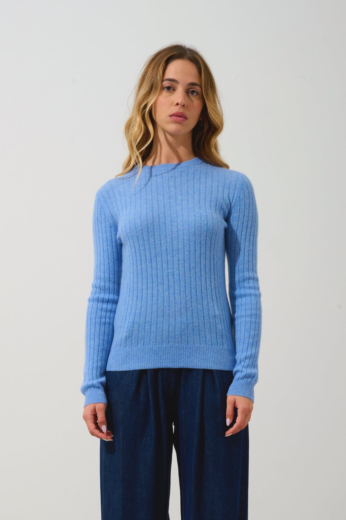 Bella Round Neck Jumper - Sky - 100% 2-Ply Cashmere - Women