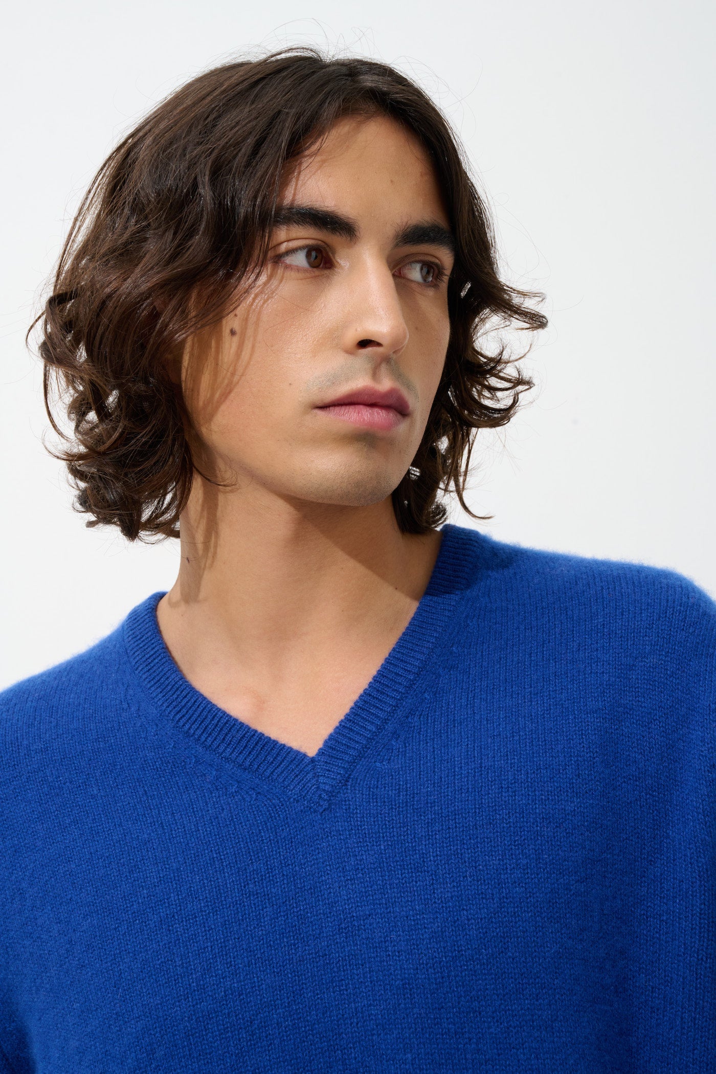 Jersey Cuello V - 100% Cachemira 4 Hilos - Azul Ultramar