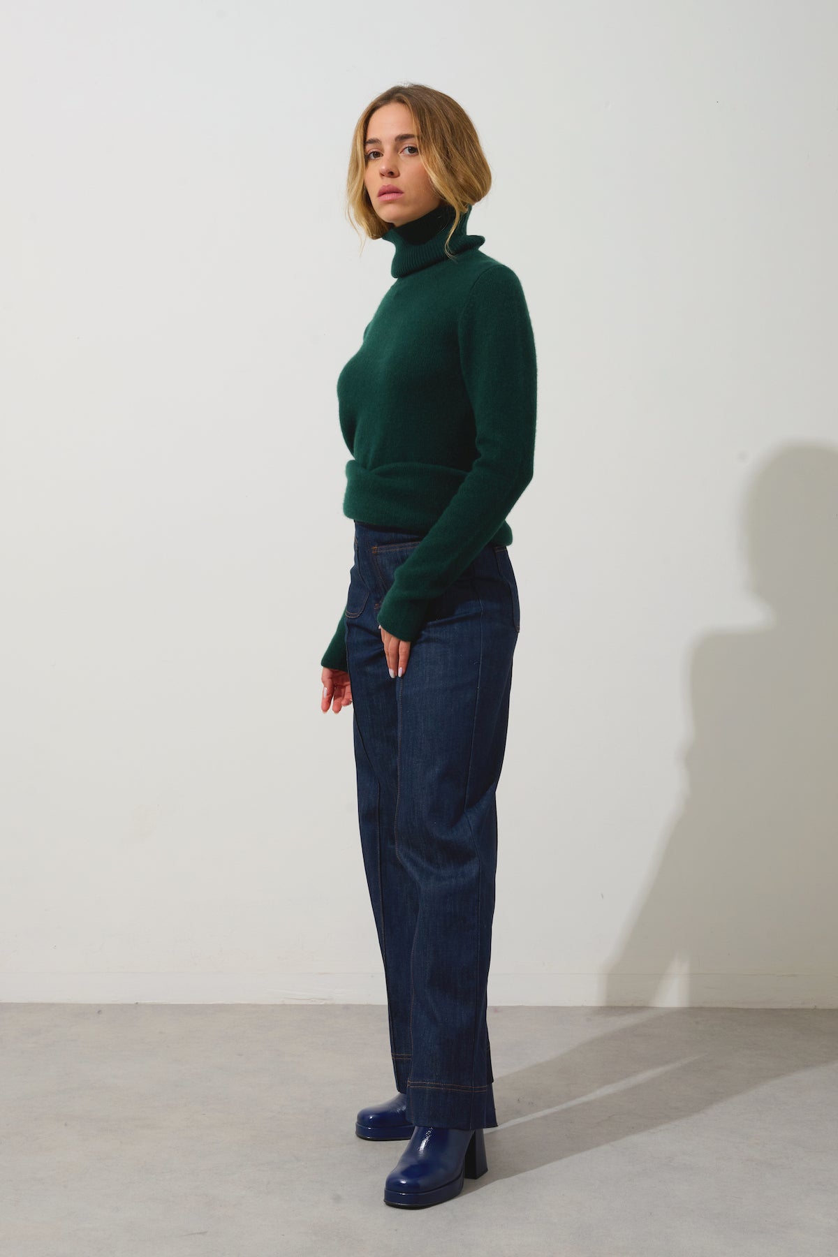 Authentic Cashmere - Jersey de cuello alto de 4 hebras Linda - Ciprés - 100% cachemira de 4 hebras - Mujer