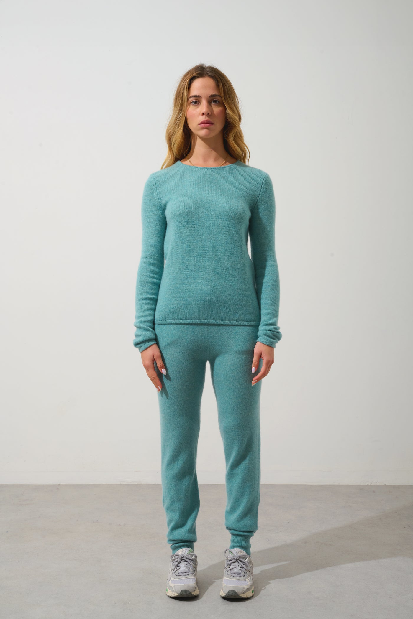 Jersey de cuello redondo Ivy de 4 hilos - Verde jaspeado - 100% cachemira de 4 hilos - Mujer