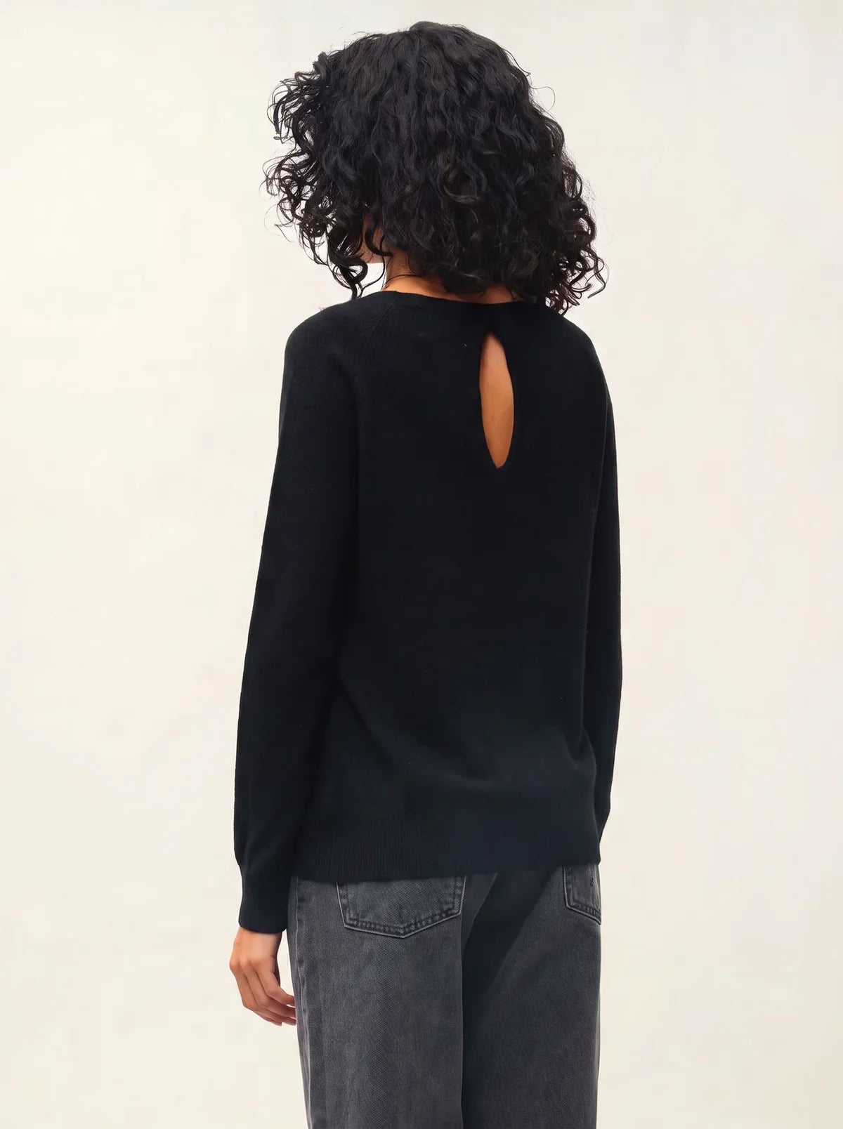 Jersey Cuello Barco Gota Espalda - Dibona - Negro