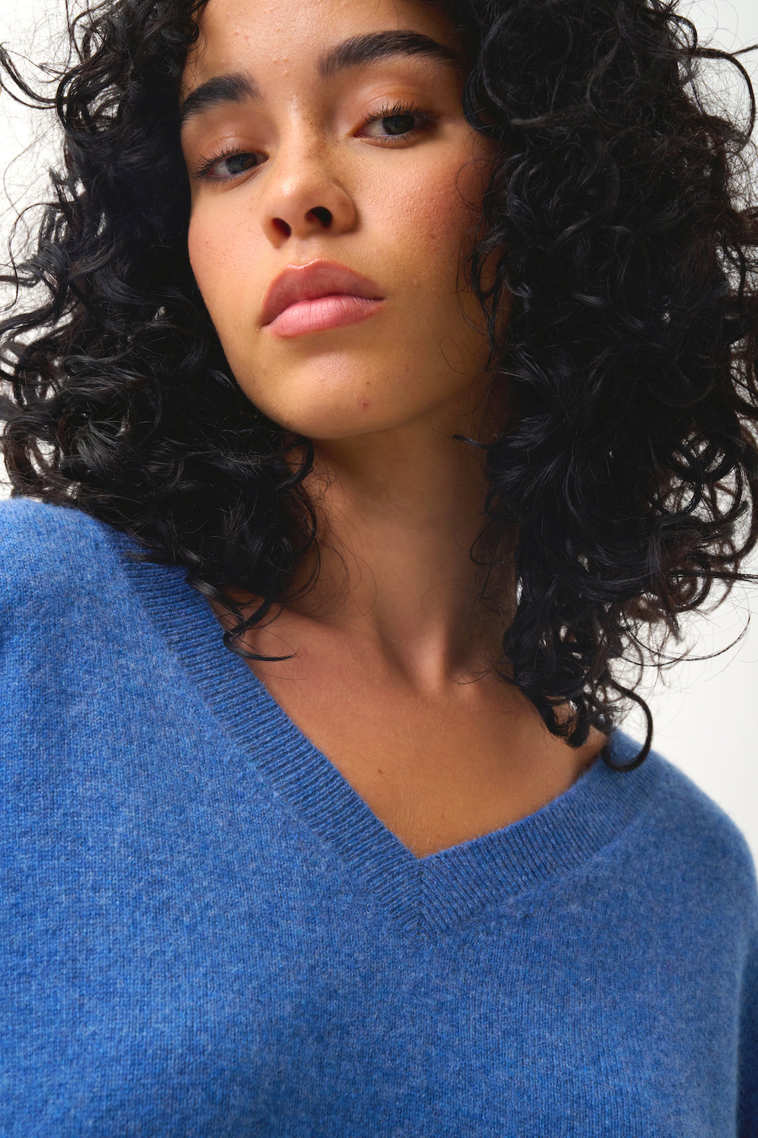 Jersey de cuello en V - Gardoria - Azul denim