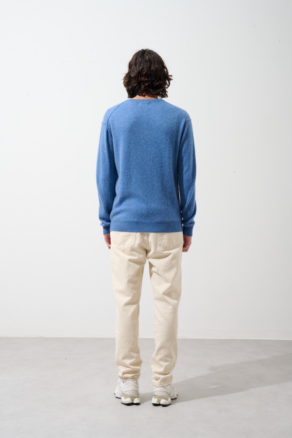 Round-Neck Jumper Nolan - Denim Blue - 100% 2-Ply Cashmere - Men