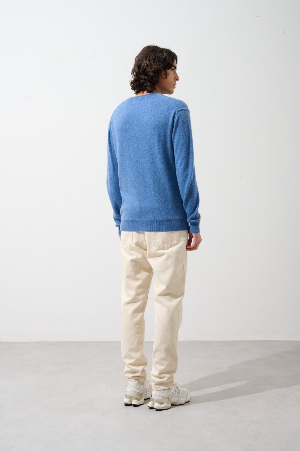 Round-Neck Jumper Nolan - Denim Blue - 100% 2-Ply Cashmere - Men