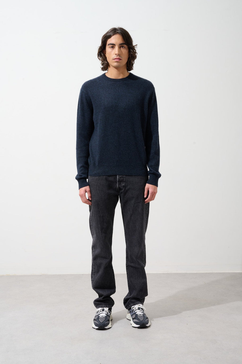 Aiglière Round-Neck Jumper - Caviar - 100% 2-Ply Cashmere