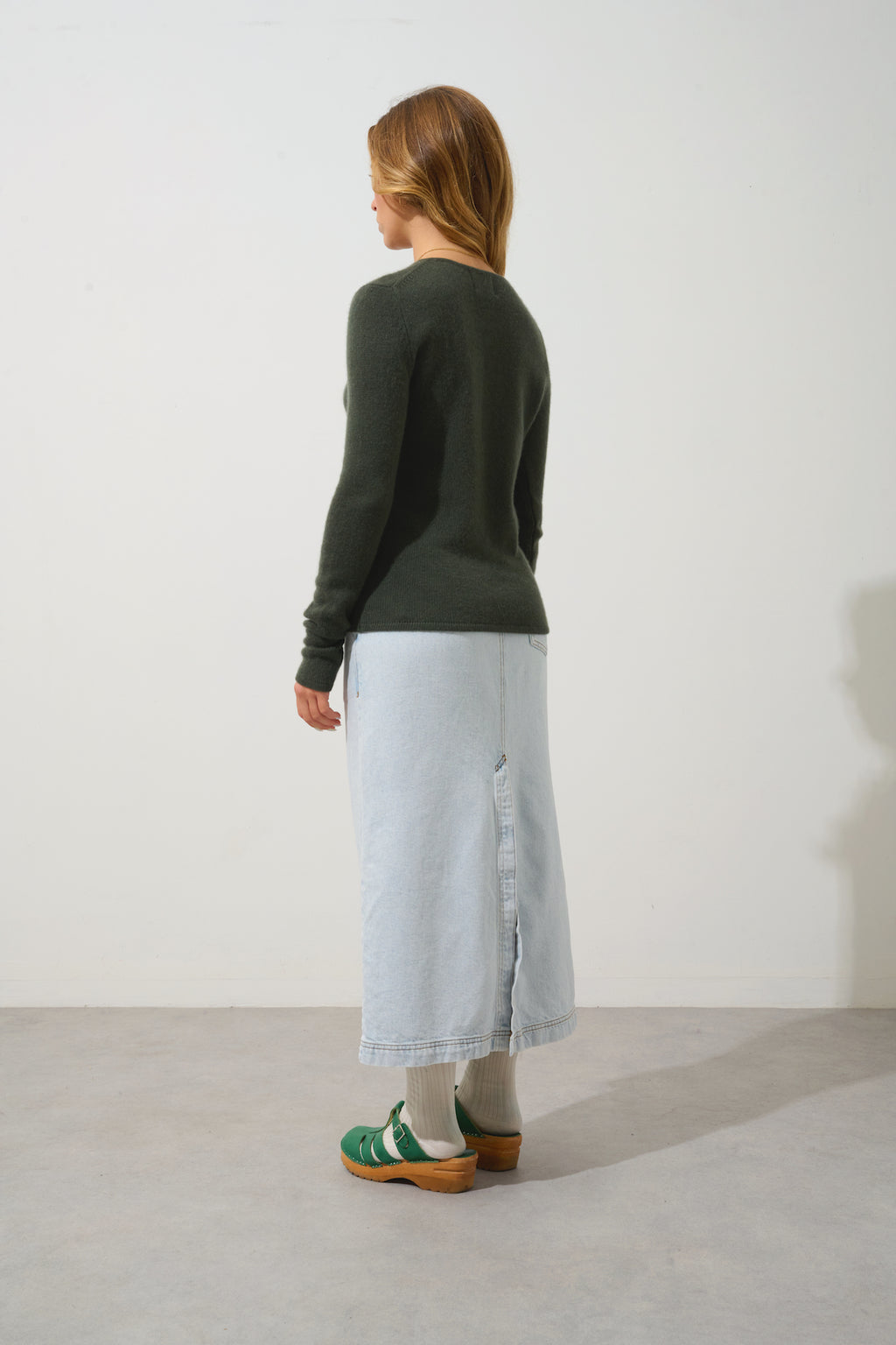 Sweter z okrągłym dekoltem z 4-nitkowego kaszmiru Ivy - Khaki - 100% kaszmir 4-nitkowy