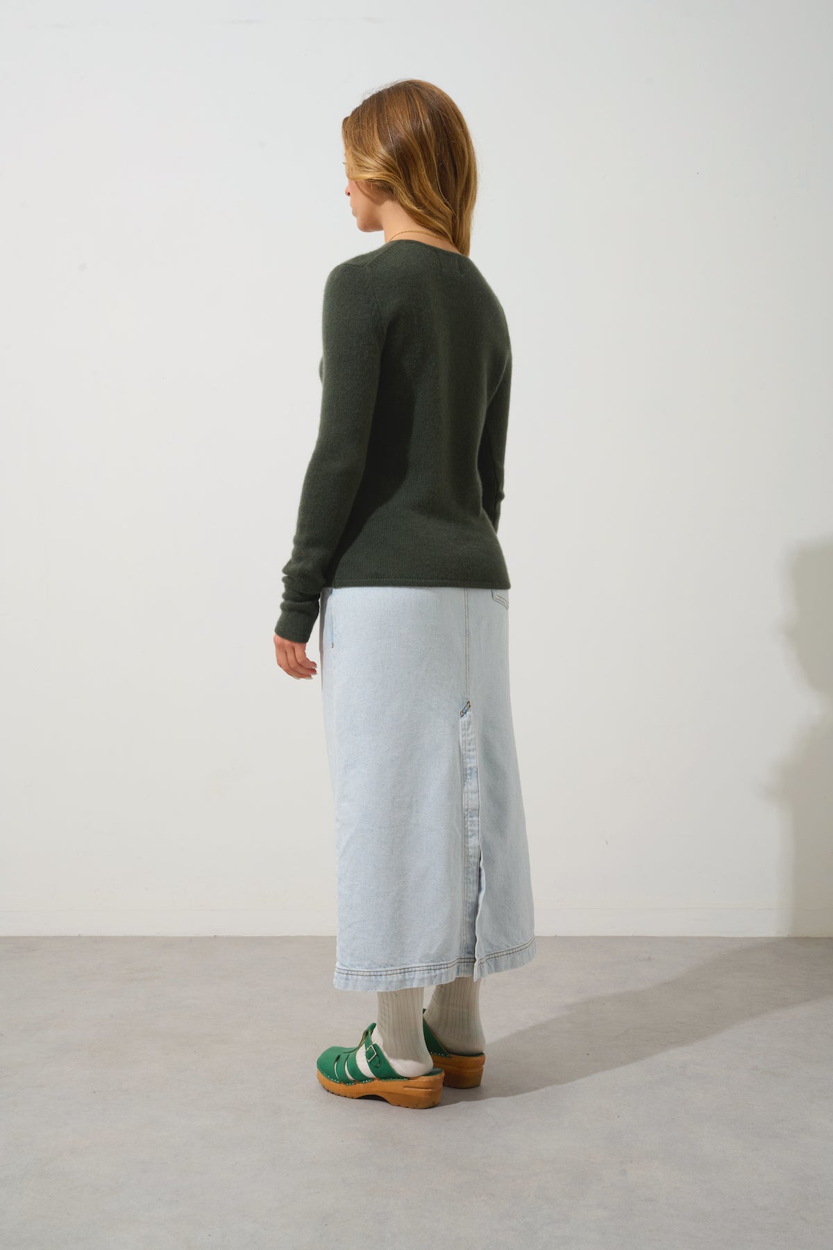 Sweter z okrągłym dekoltem z 4-nitkowego kaszmiru Ivy - Khaki - 100% kaszmir 4-nitkowy