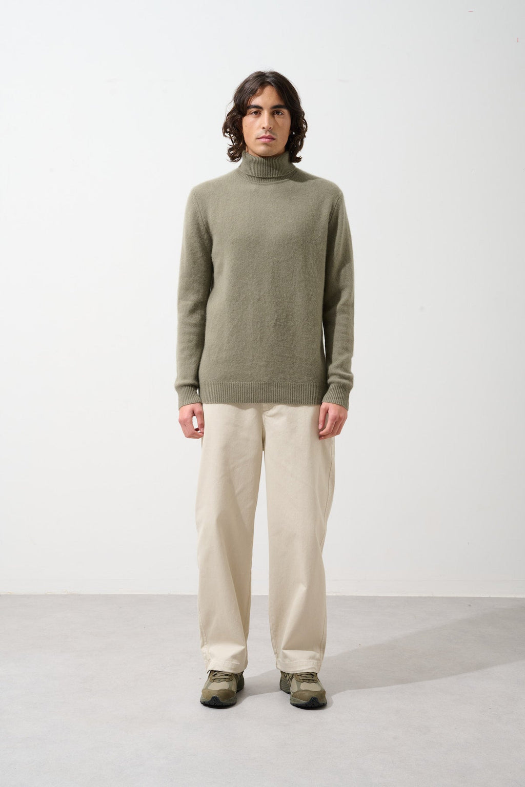 4-Ply Roll-Neck Jumper Martin - Army - 100% 4-Ply Cashmere - Men's