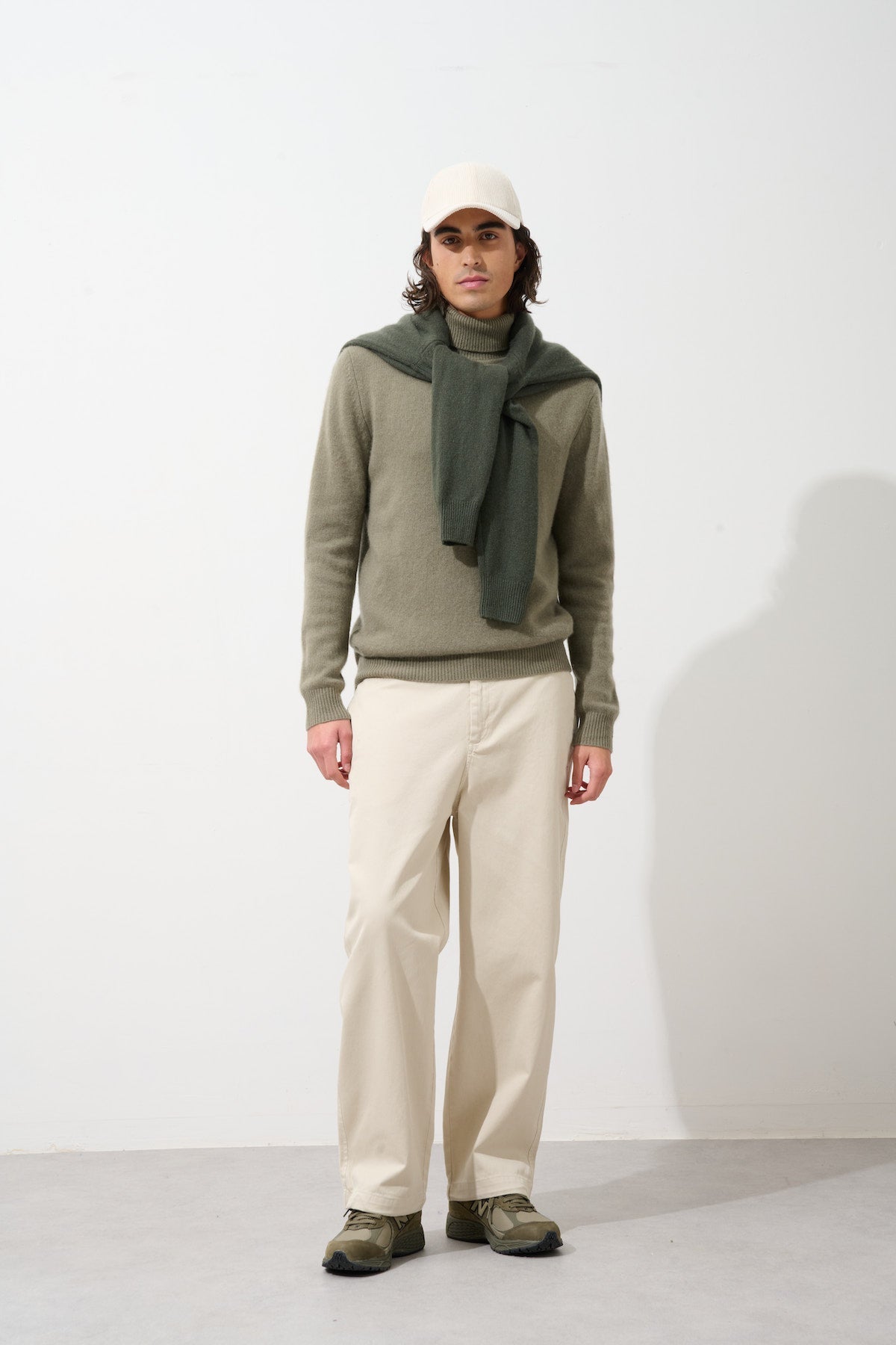4-Ply Roll-Neck Jumper Martin - Army - 100% 4-Ply Cashmere - Men's