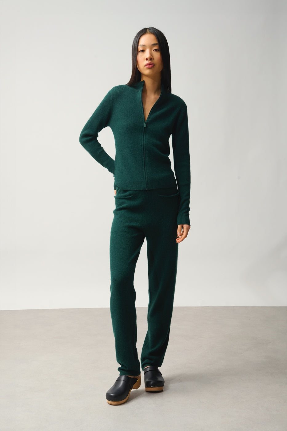 Zip-Up Stand Collar Cardigan - Alberte - Cypress