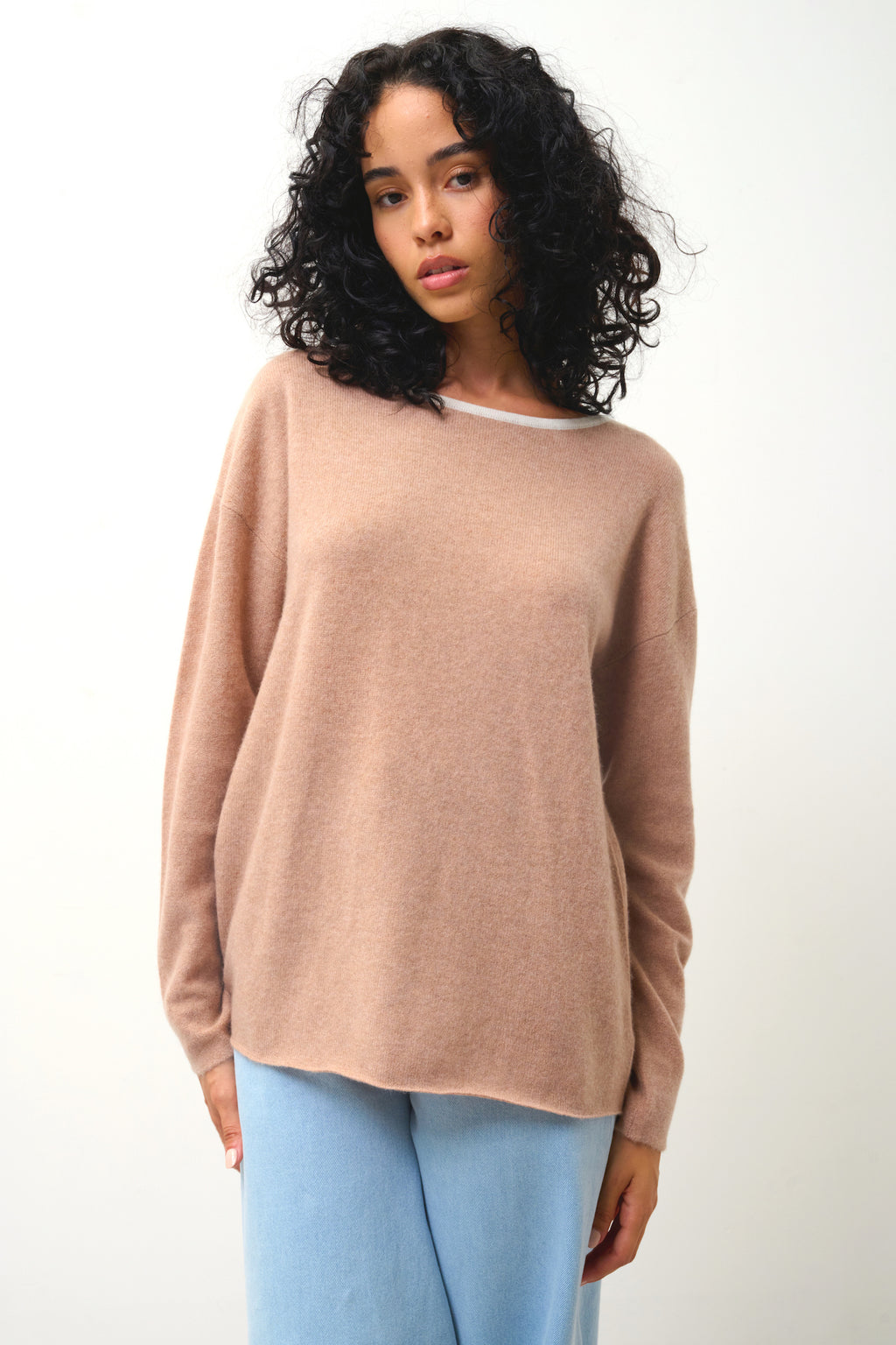Crew Neck Jumper - Venus - Camel Chiné/Ivory