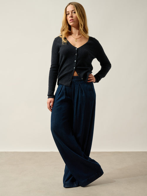 Cardigan Col V Chalais - 100% Cachemire, 2 Fils - Caviar - Femme