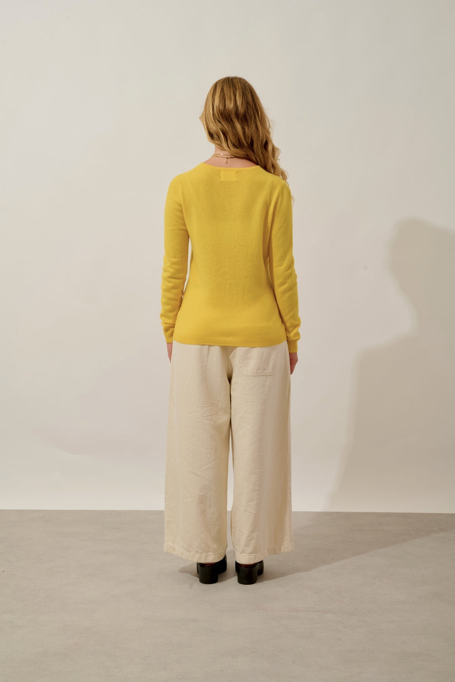 Round-Neck Cardigan - Caron - Citron