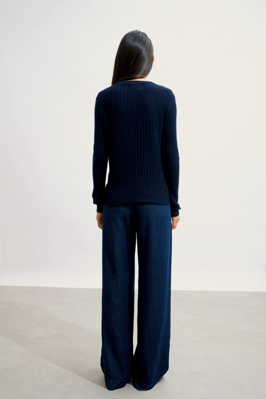 Bella Round-Neck Jumper - Navy - Women