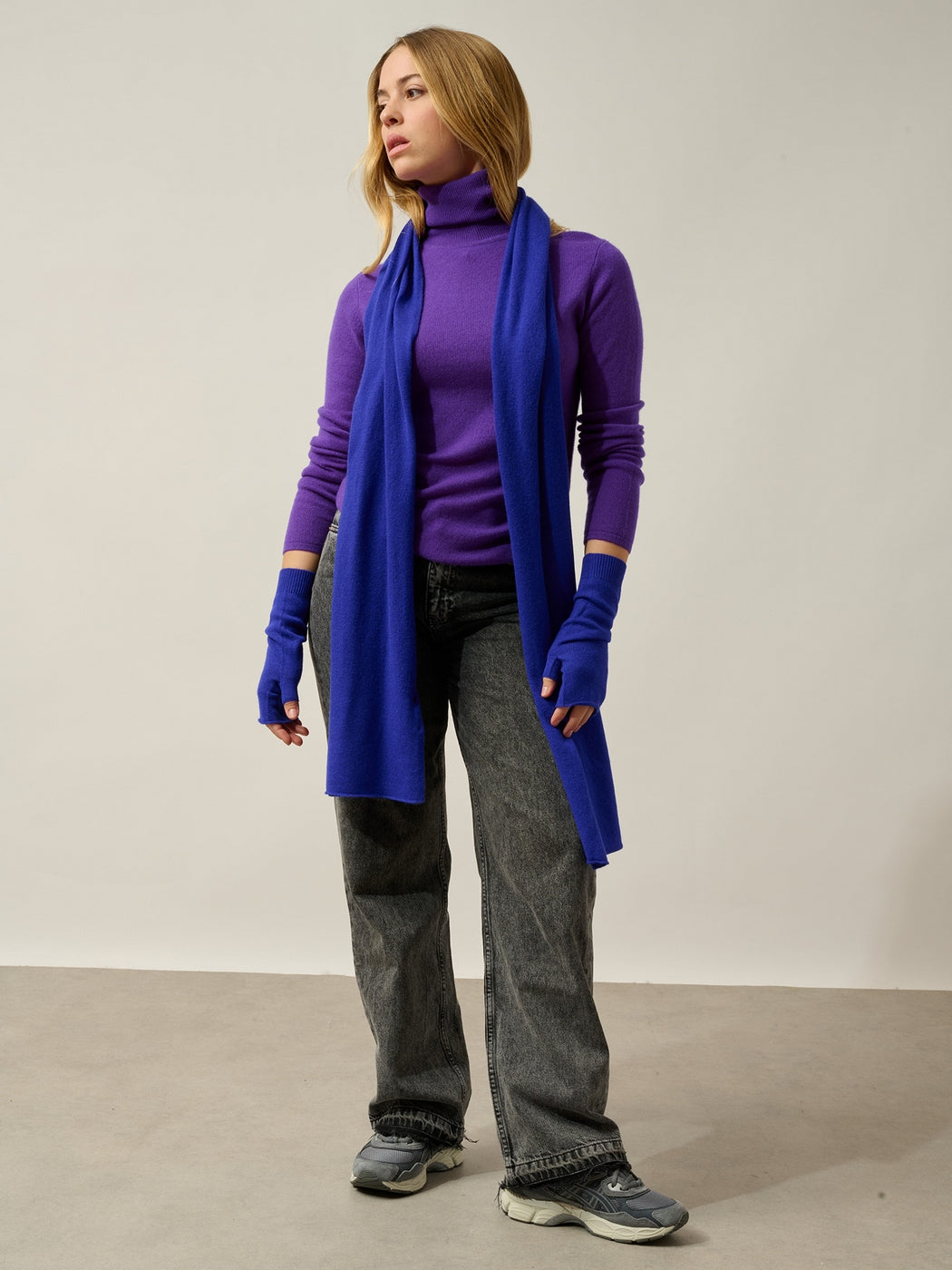 Vaymont Scarf - Indigo