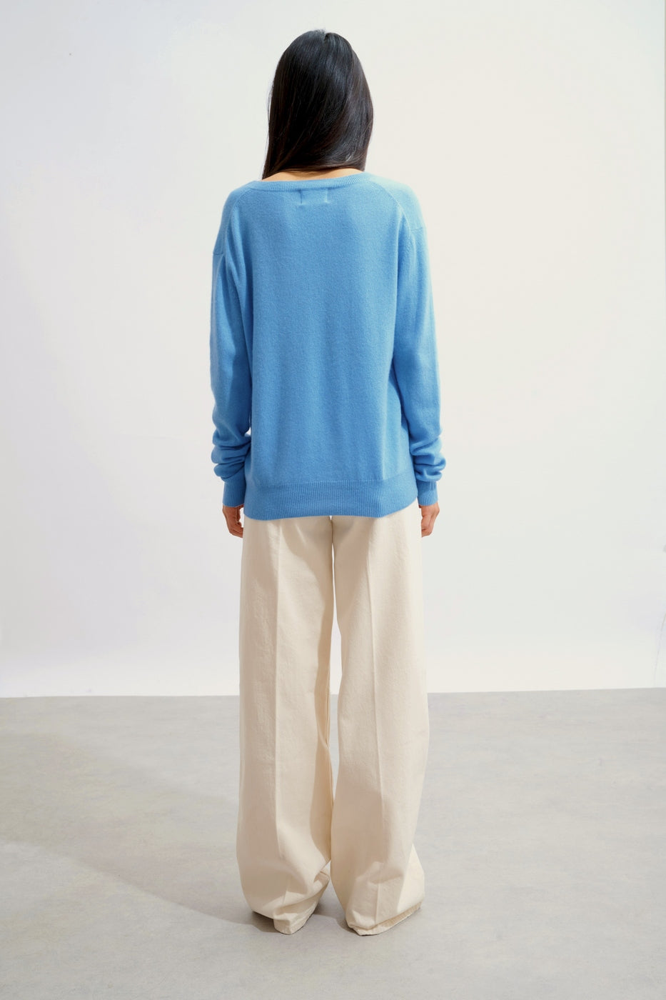 Gardoria V-Neck Jumper - Baby Blue - Women