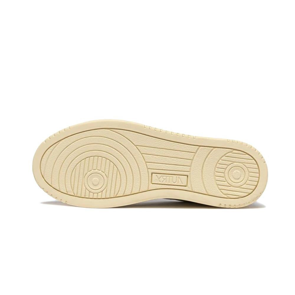 Medalist Low Women Leather White Chocolate