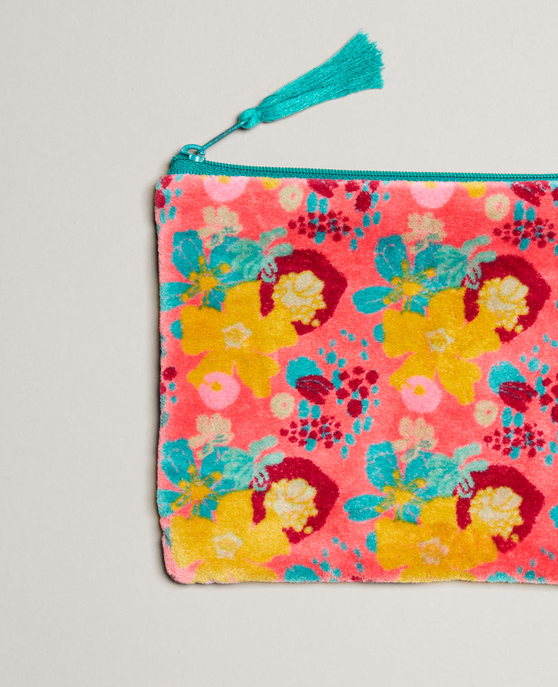 Medium Pouch Velvet - Mackintosh coral