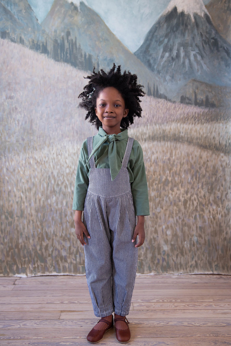 Salopette Imogen engineer stripe - Sélection Soor Ploom à retrouver sur amaetc.com, concept store eco friendly pour enfants